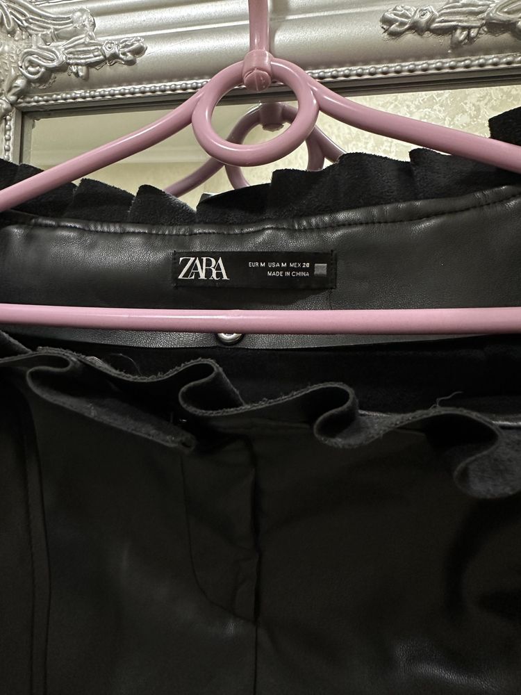 Шкіряна спідниця Zara