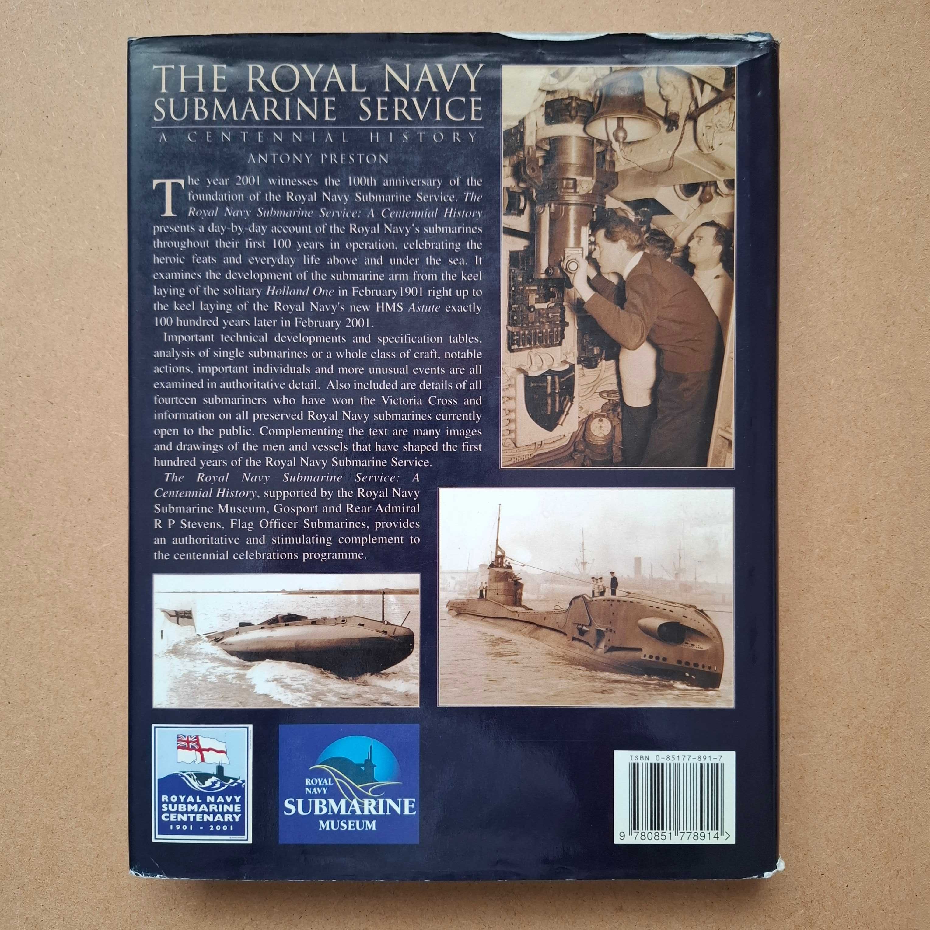 "The Royal Navy Submarine Service" de Antony Preston