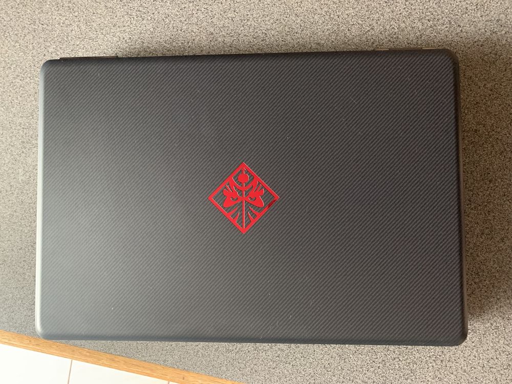 Реально игровой HP Omen 17-w033dx i7-6700Hq Nvidia 965 SSD512 RAM16