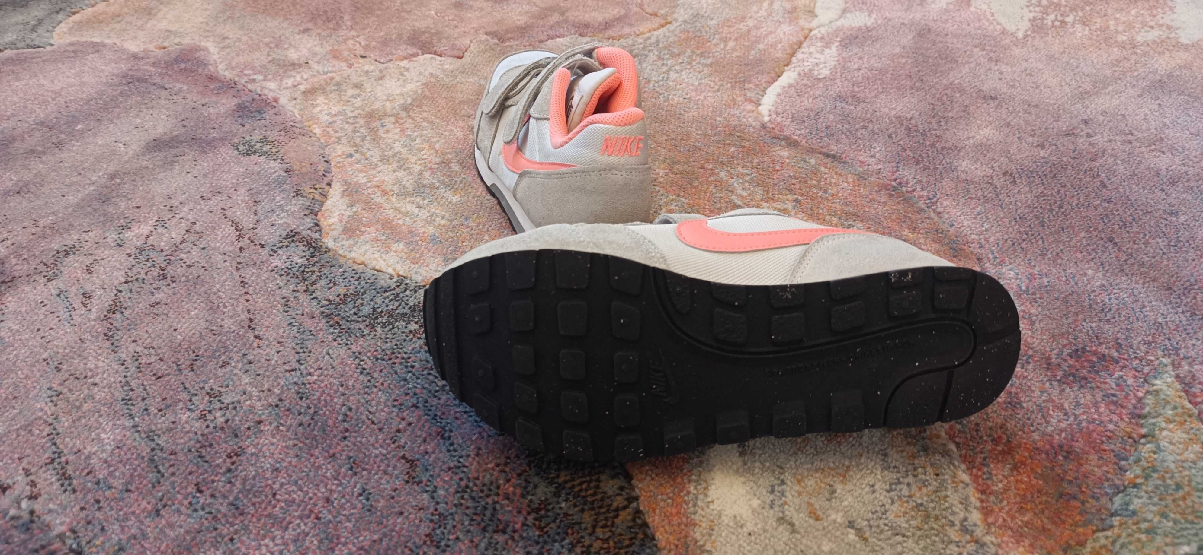Nike buty rozm. 35