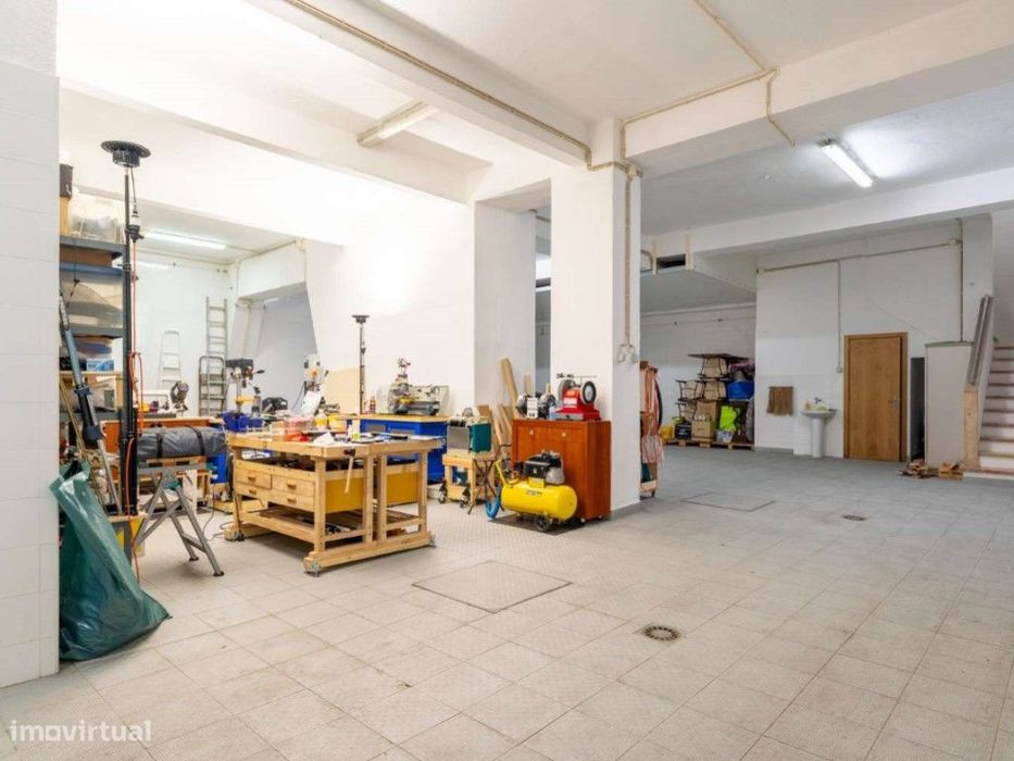 Armazém com 502 m2 em Campo de Ourique, Lisboa