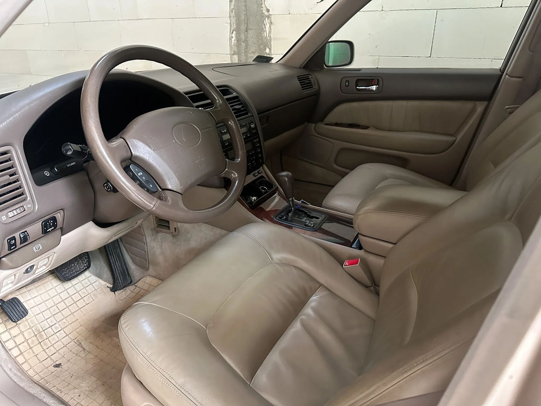Lexus LS Lexus LS400 | 4.0 V8 | Automat | Youngtimer