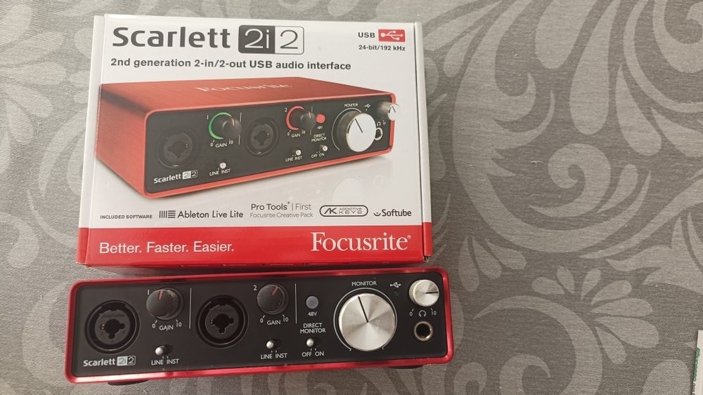 Placa de audio focusrite Scarlett 2i2 2nd generation