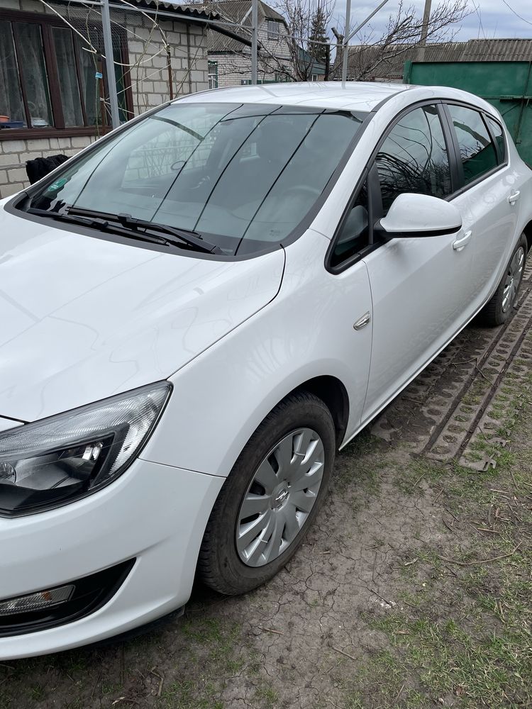 Opel astra 1.6 бензин