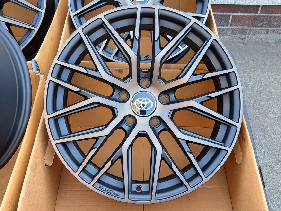 Alufelgi TOYOTA 18 5x114 Auris Corolla Avensis Verso INNE! CNC RS4 BE