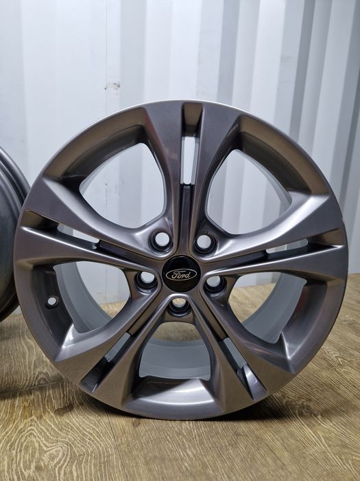 Felgi 17 ford Focus mondeo c max s max puma 5x108 7j et50 os 63.4