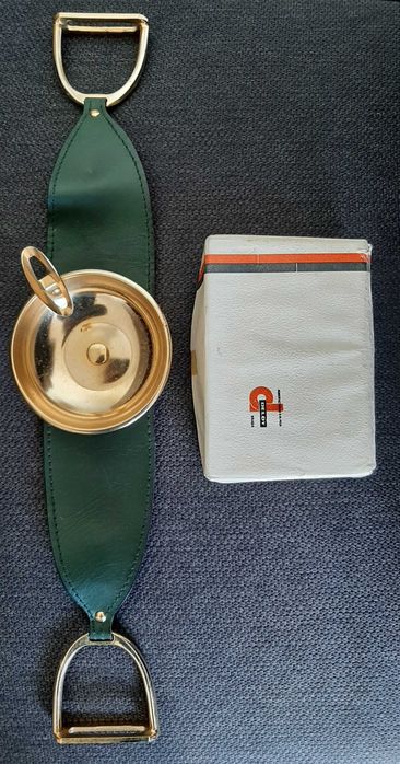 Cinzeiro antigo para braço de sofá