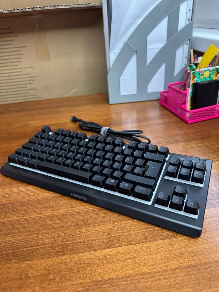 Клавіатура Steelseries Apex 3 TKl