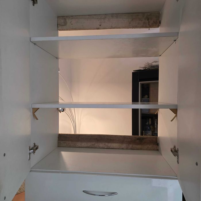 Szafka łazienkowa slupek biala lakierowana 2,23x70x42 cm