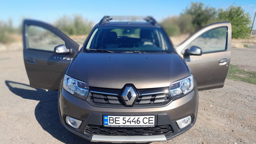 Рено Сандеро Renault Sandero