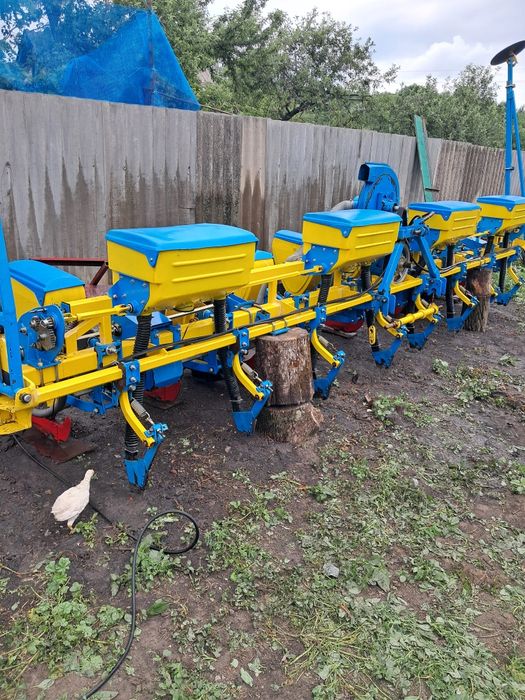 Продам пропашну сівалку УПС 8 СПУ-8М