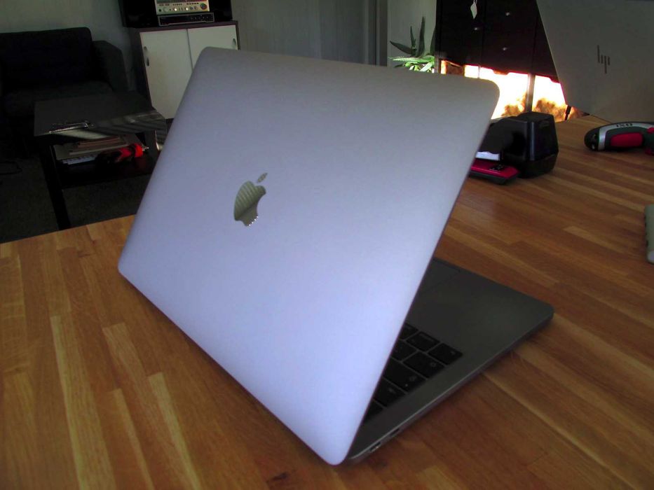 MacBook Pro 13" i5 16GB 250GB SSD laptop notebook apple (08)
