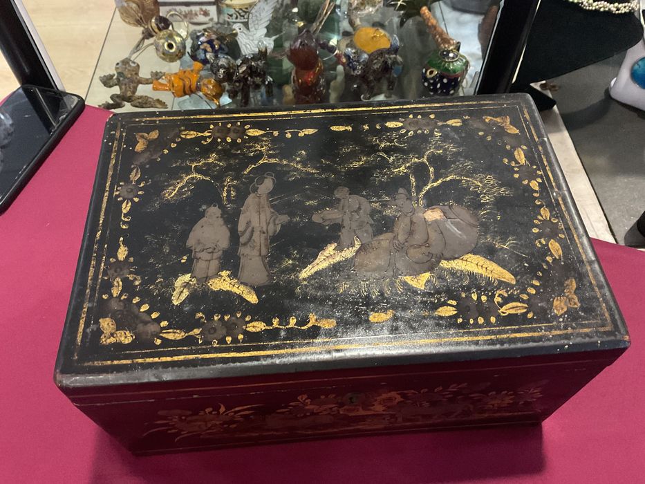 Caixa oriental laca 26x17x13 cm