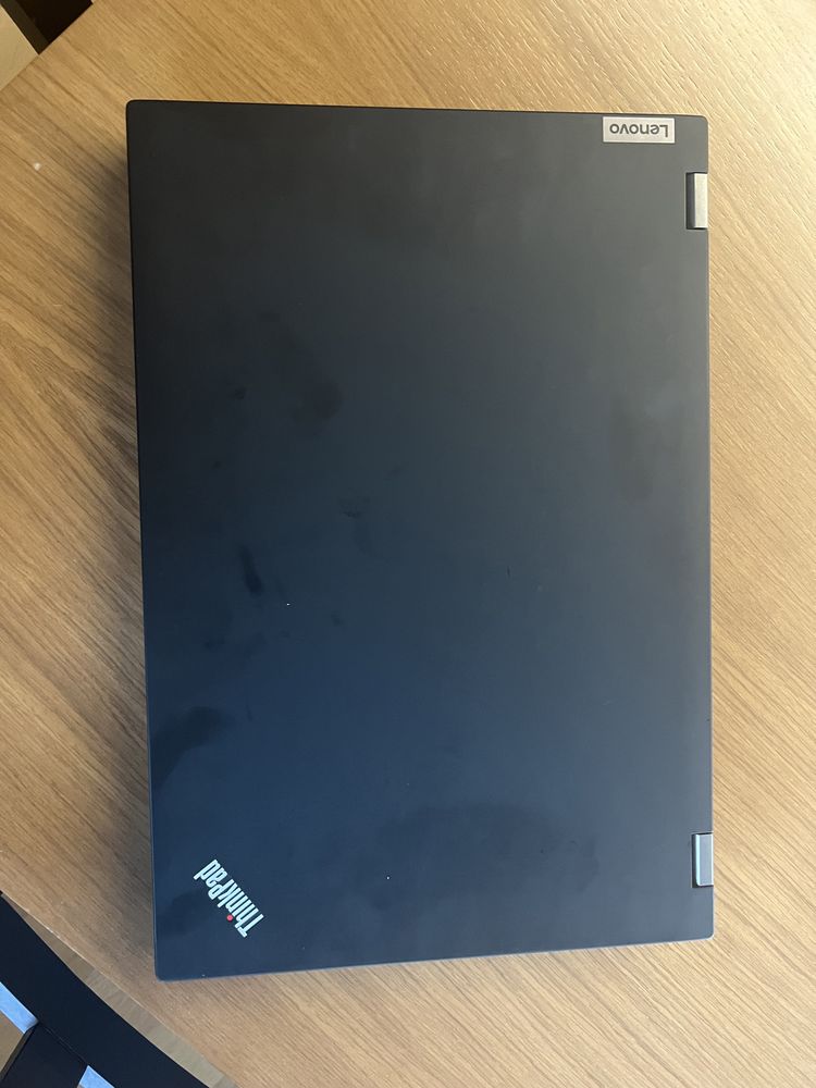 Vende-se Portátil Lenovo Think pad Gamer style !