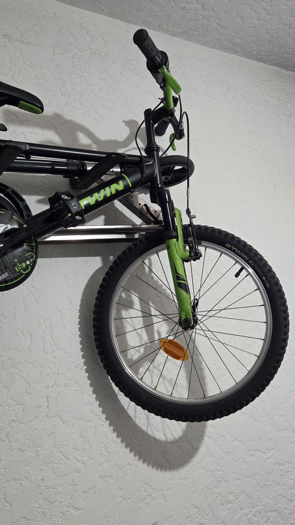 Bicicleta criança BTWIN em excelente estado