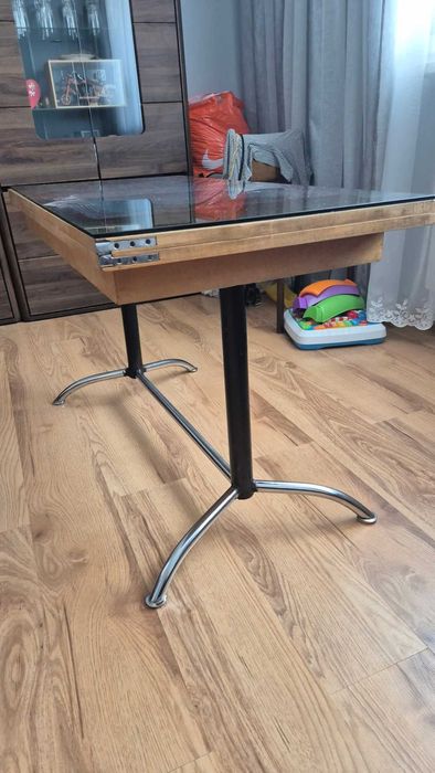 Ława stół, używana z szybą.