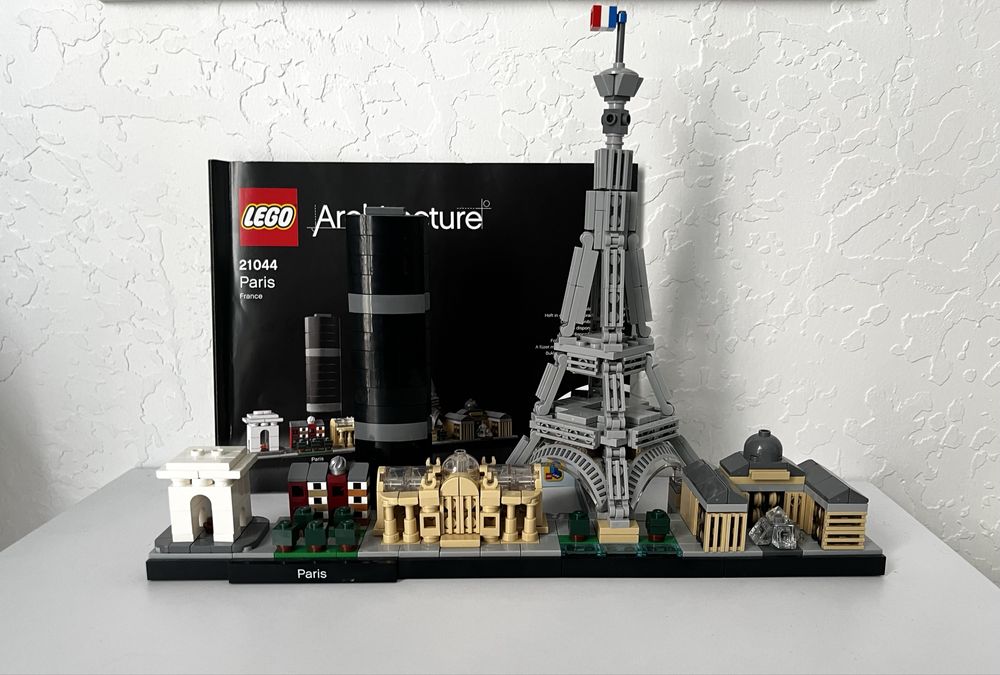 LEGO Architecture Paris 21044-1 — набір для збирання, відсутня коробка