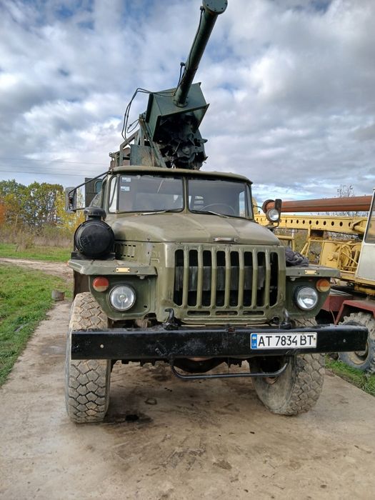 Бурова установка КШК-40 для буріння криниць.