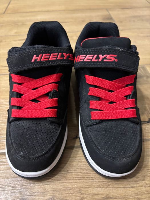 Роликові кросівки 35 р