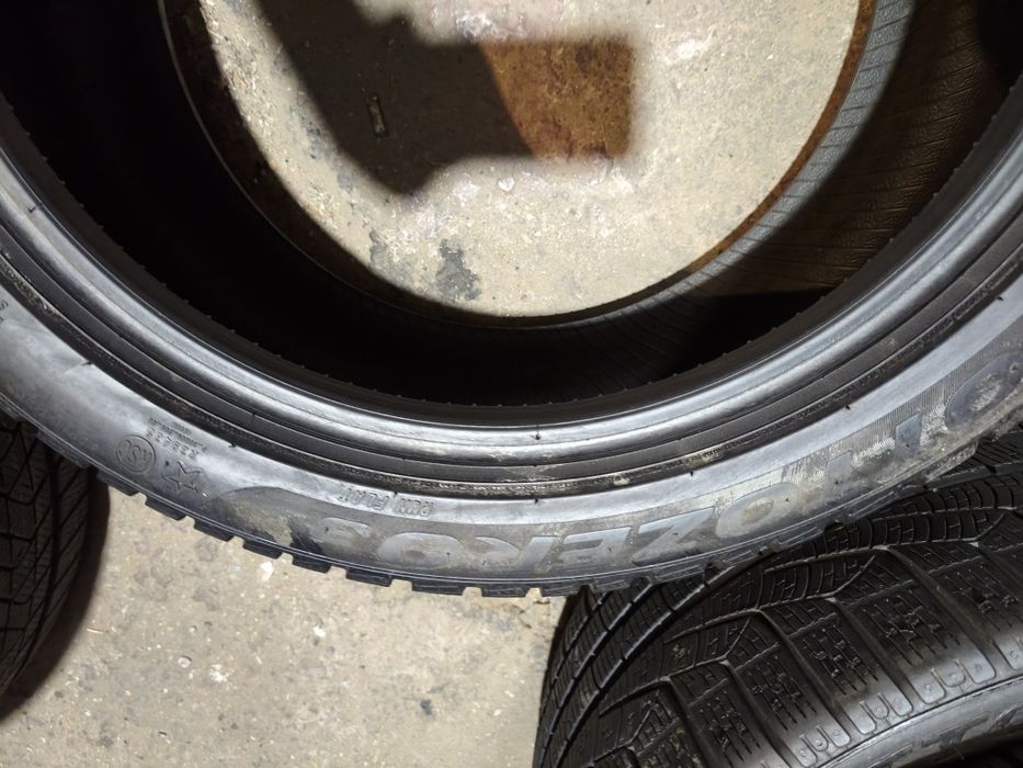 Шини резина зима 225/45 255/40 Pirelli sotto zero 3 BMW