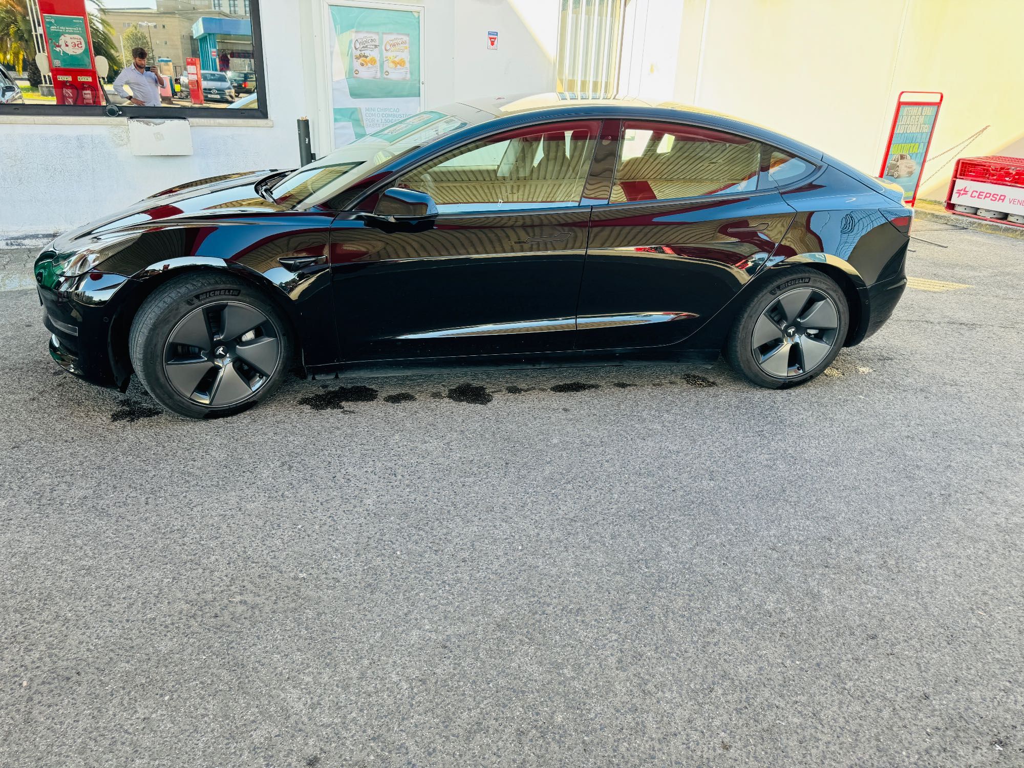 Vendo TESLA Model 3 Long Range em EXCELENTE estado