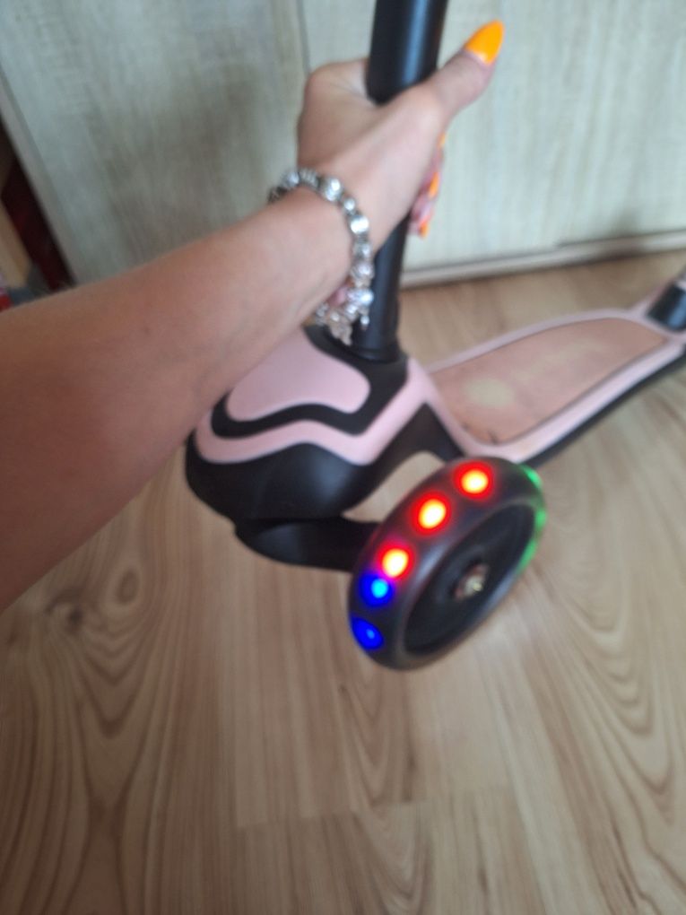 Sun baby hulajnoga trójkołowa balansowa 3 w 1 światła LED