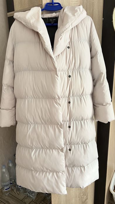 Зимове пальто в ідельному стані