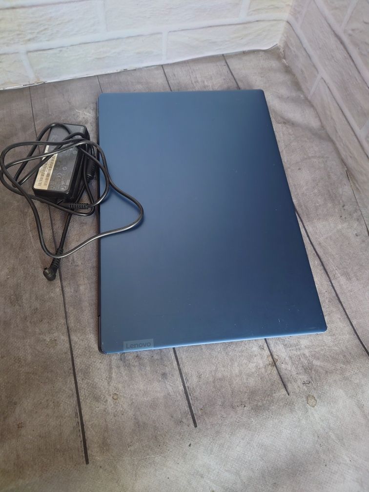 Сучасний шустрий ультрабук  Lenovo330s Fhdips/i3-8130/12ddr4/128+500gb
