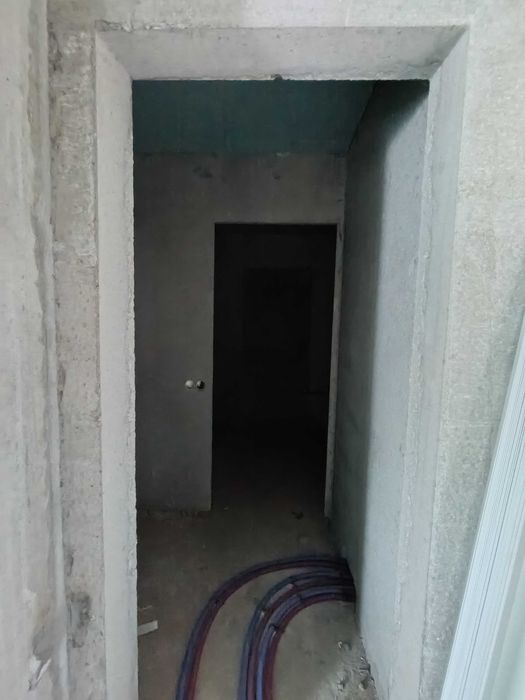 69 м2 — фасадне приміщення перша лінія Кульженків Коноплянська Оболонь