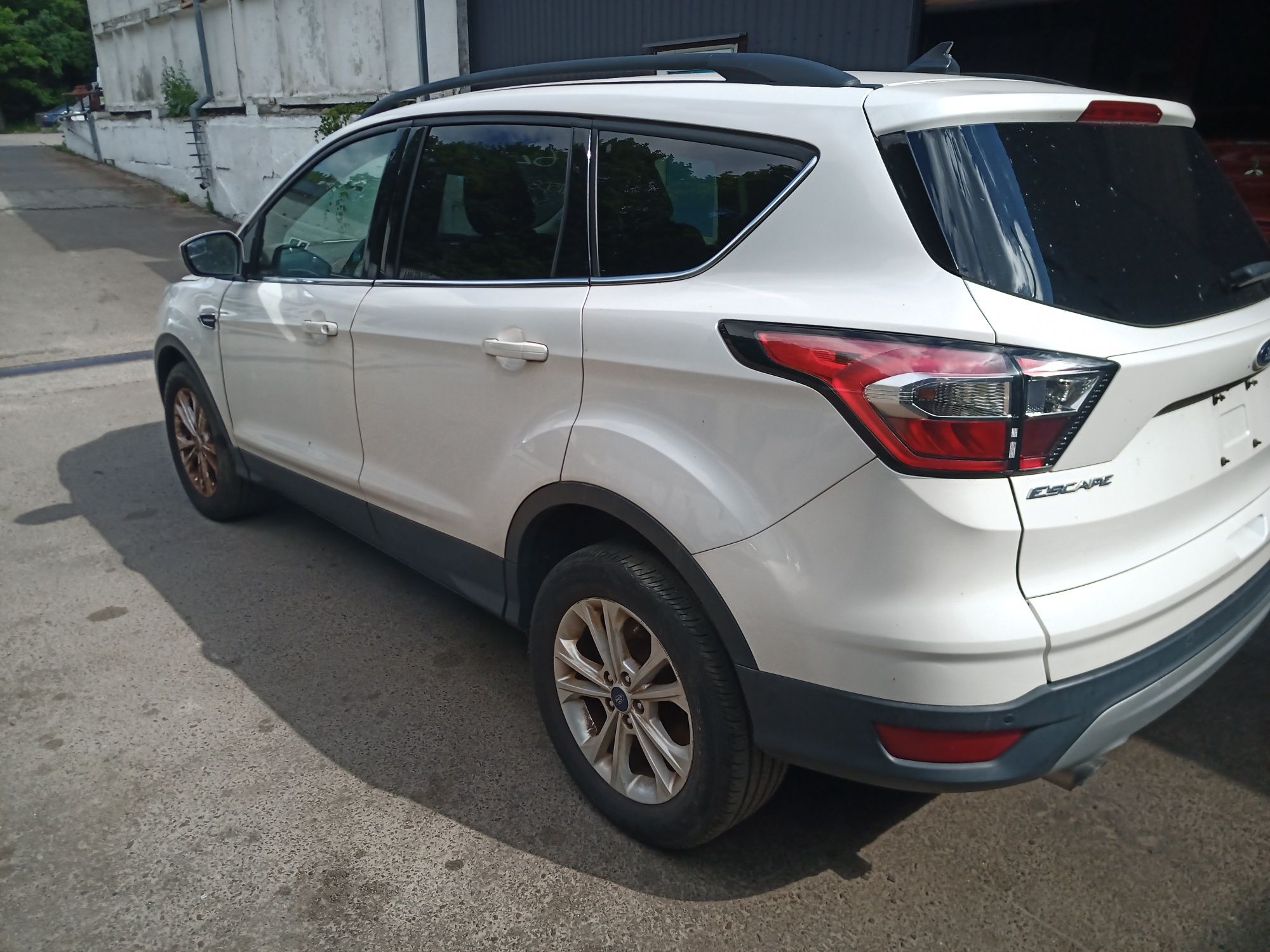Розбірка запчастини Ford Escape (Kuga) 1.5 ecoboost