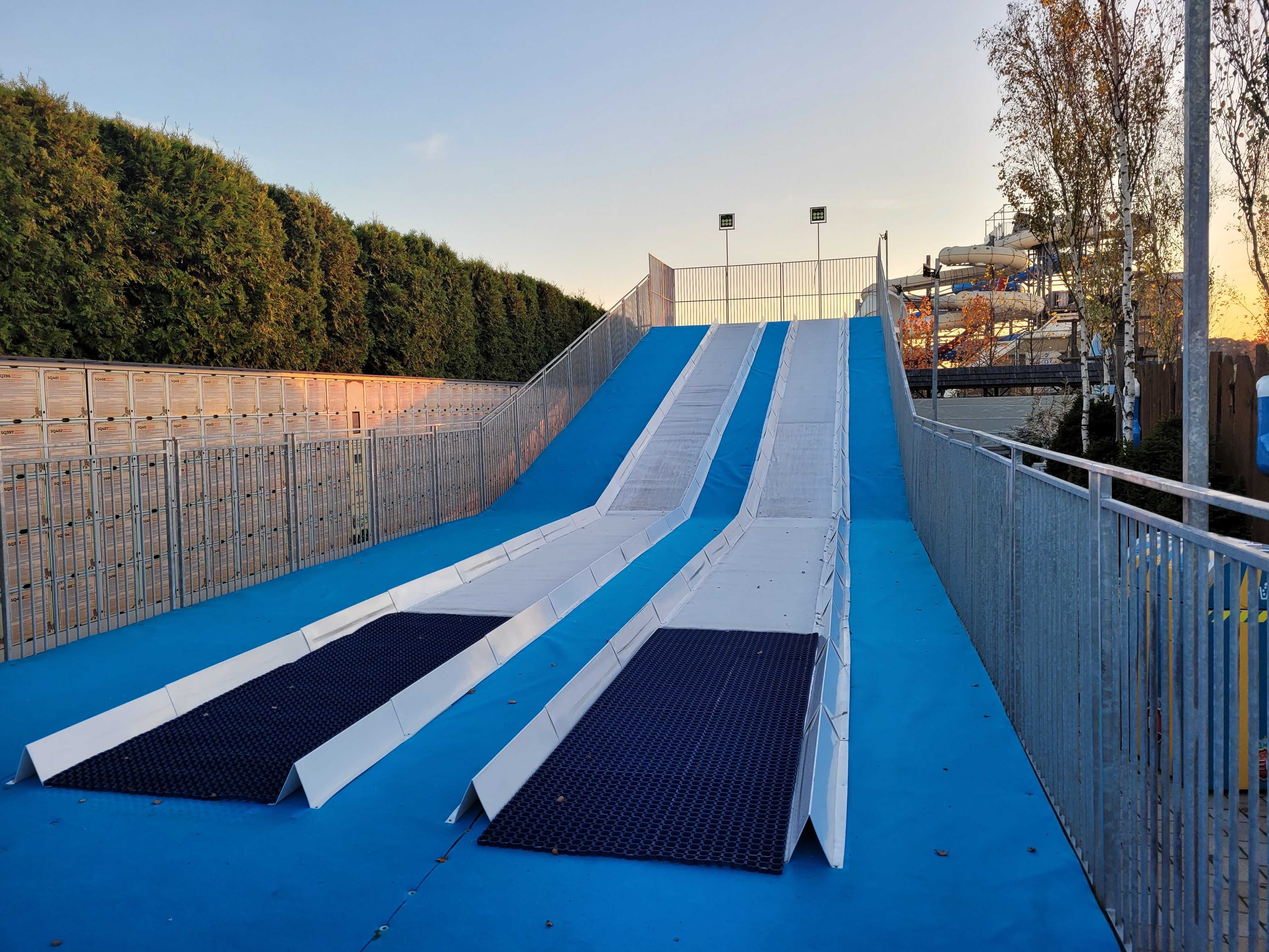 karuzela snowtubing zjeżdżalnia pontonowa urzadzenia rozrywkowe