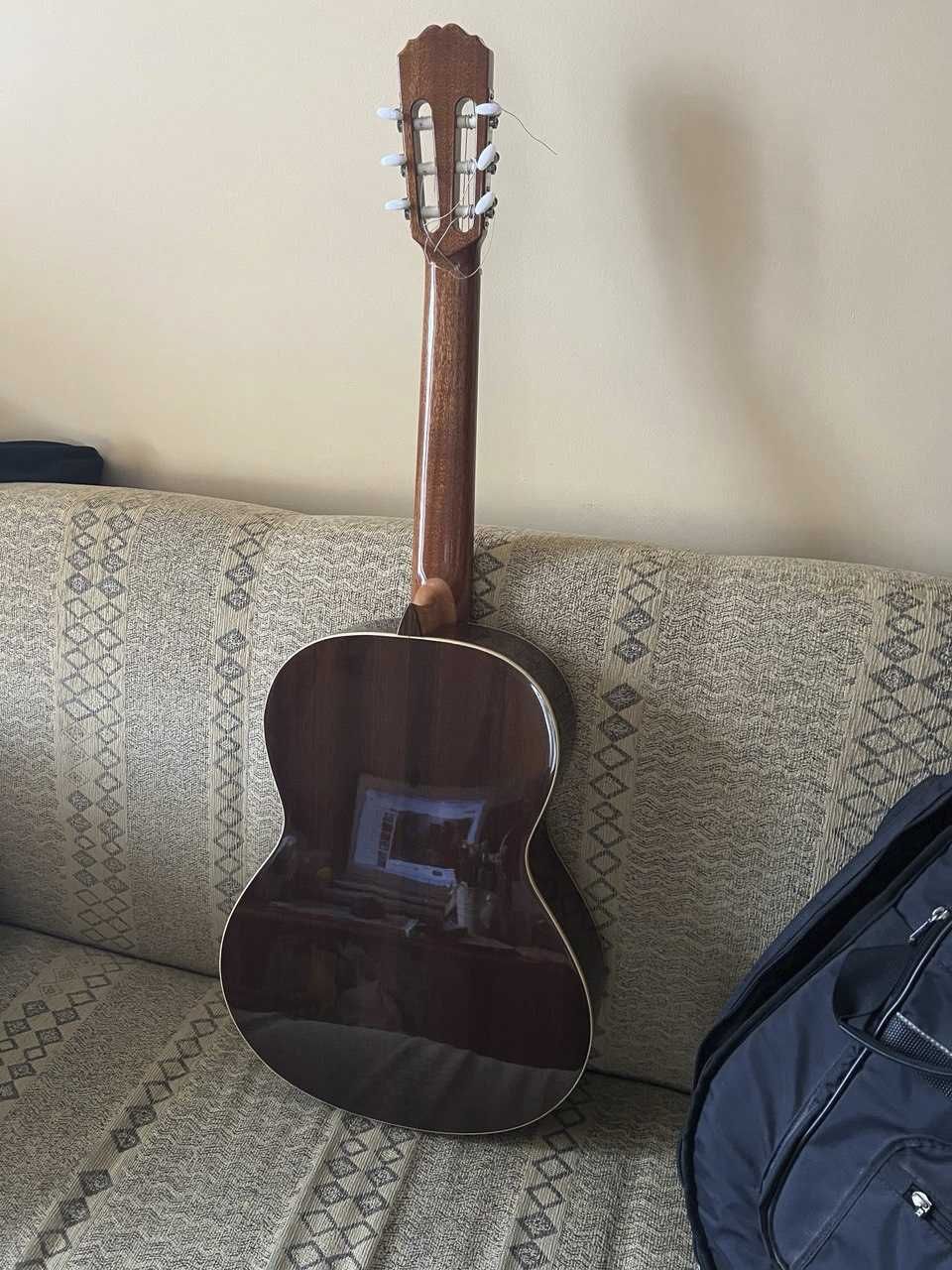 Gitara klasyczna Alhambra 2c 4/4