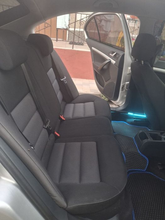 Продам Skoda Octavia  1.6 mpi bse