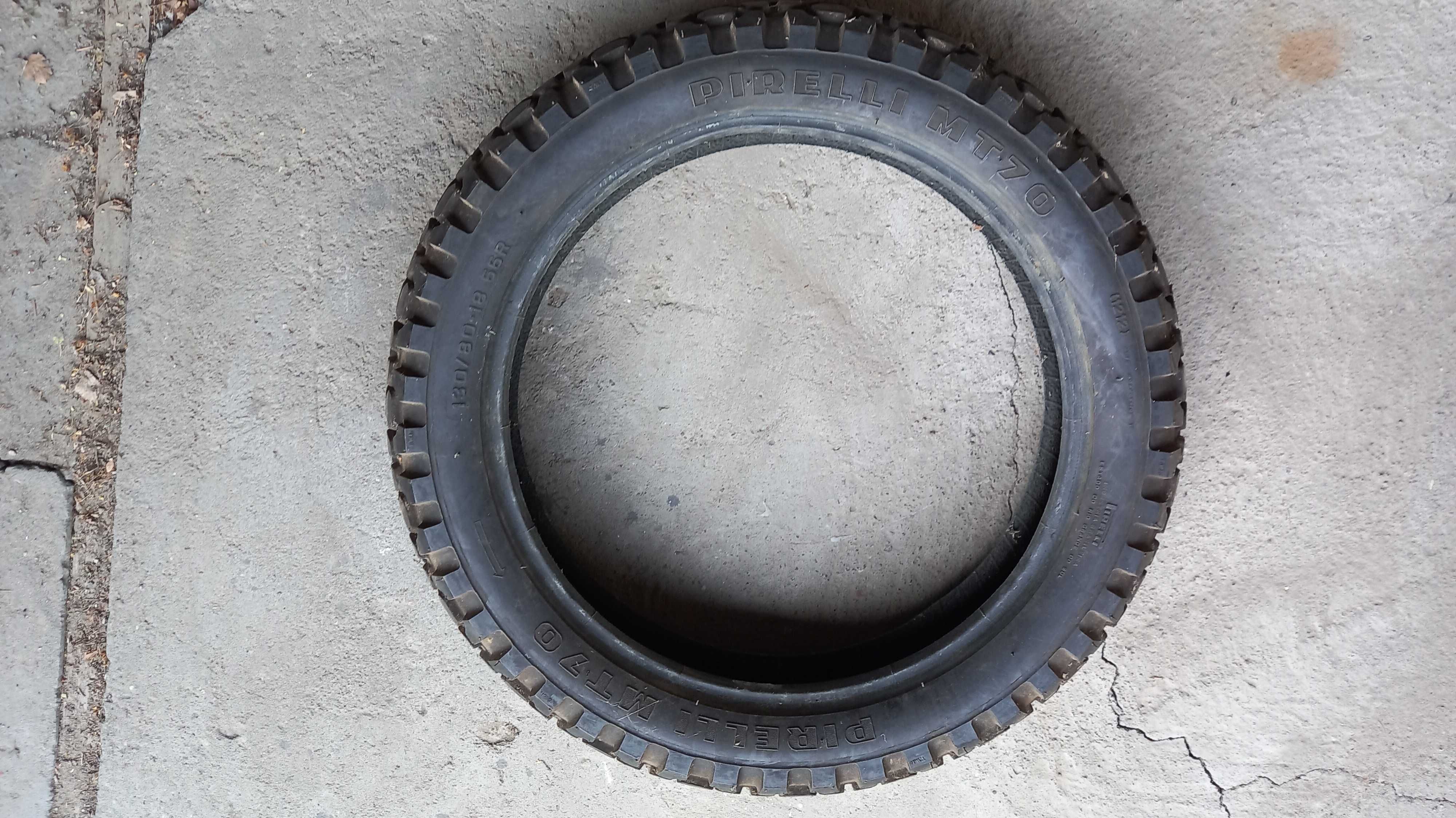 Opony Cross  MAXXIS 80/100-21 ,Pirelli MT70 130/80-18 66RR