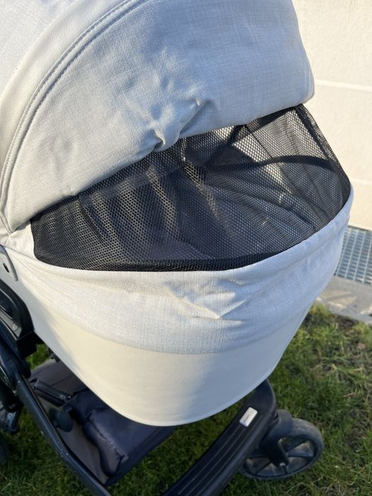 Wozek 3w1 gondola, spacerowka i fotelik Roan Bloom