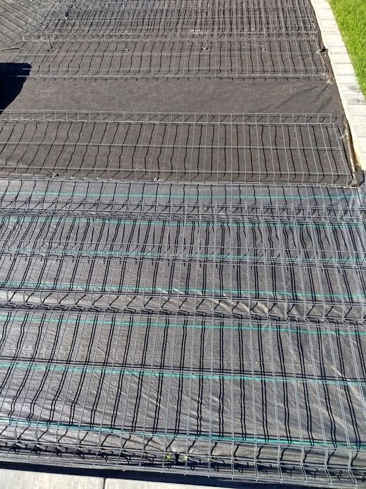 panele ogrodzeniowe 3d 123x250 Roczne, jak nowe, wiele sztuk.