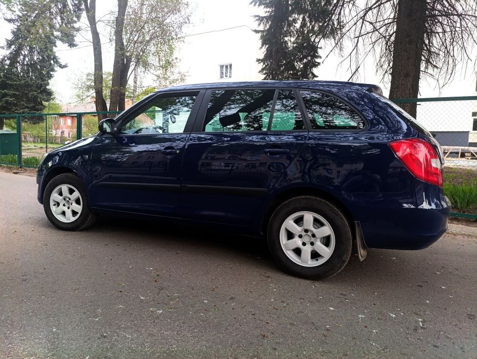 Фабія 2 в гарному стані