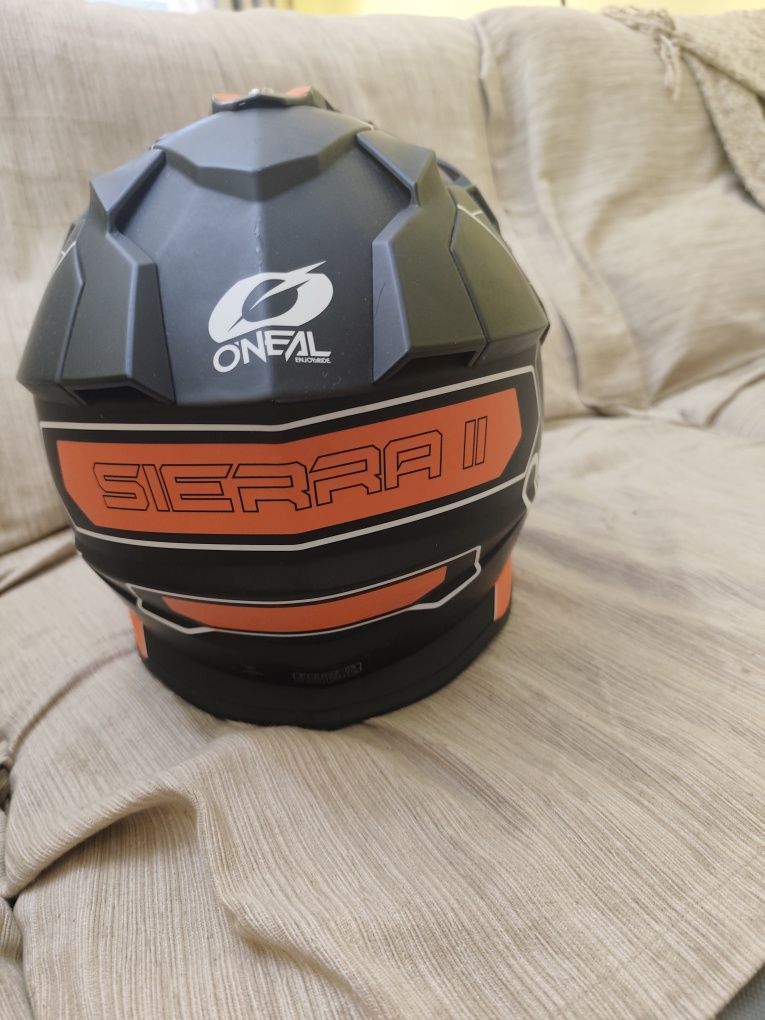 Capacete Oneal Sierra 2