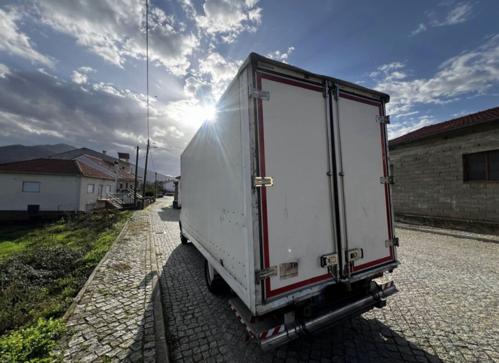 Carrinha Iveco Dally III 3.0 35C14 contentor com plataforma