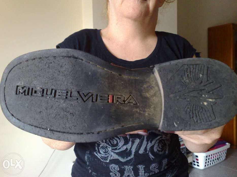 Botas em Couro MIGUEL Vieira