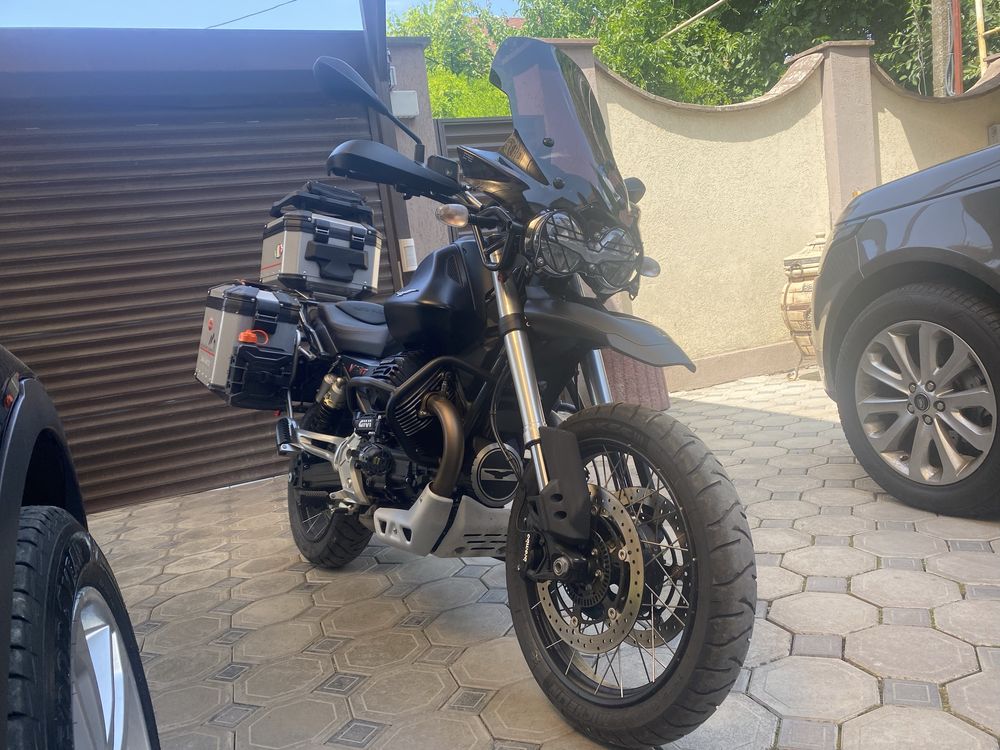Moto Guzzi V85TT