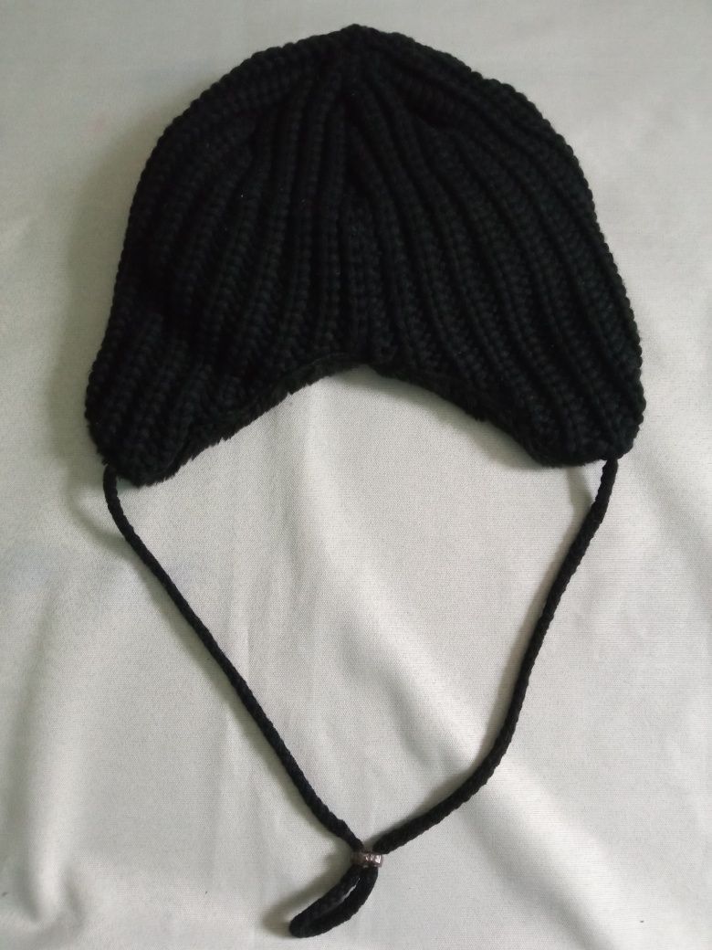Nowa czapka damska zimowa czarna