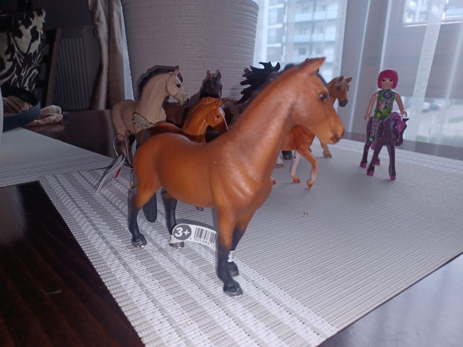 Koniki Schleich nowe, na prezent, Wawa