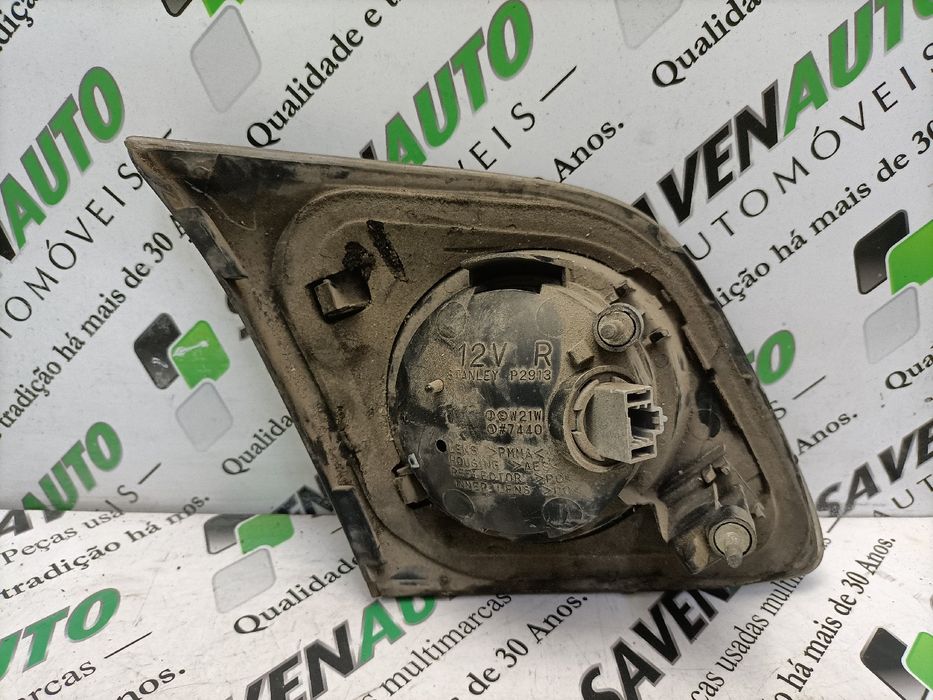 Farolim da mala direito MAZDA 3 (BK)