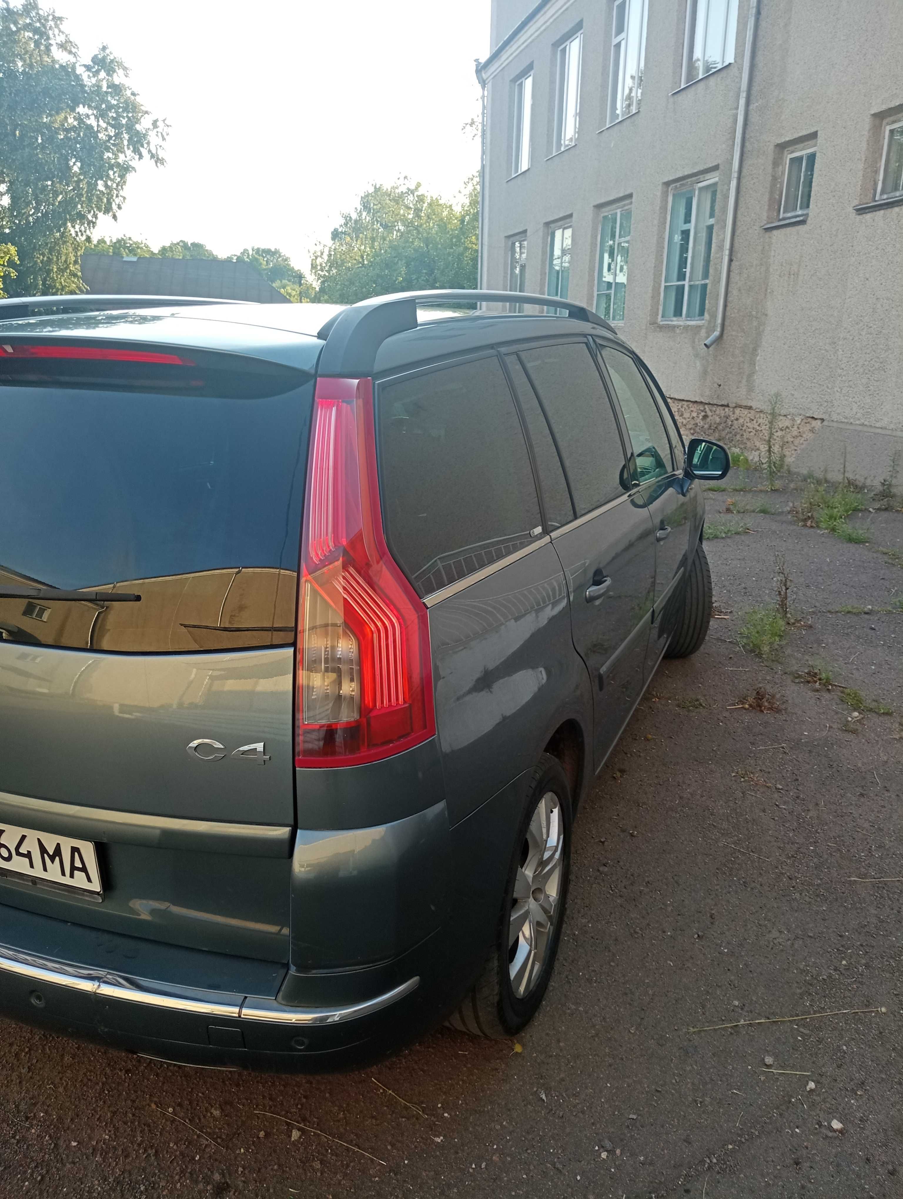 Продам Citroen Grand C4 Picasso