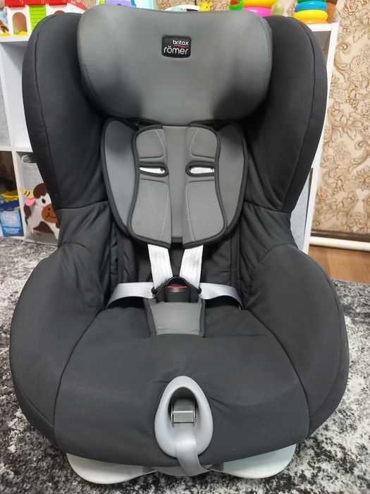 Дитяче автокрісло Britax Römer King