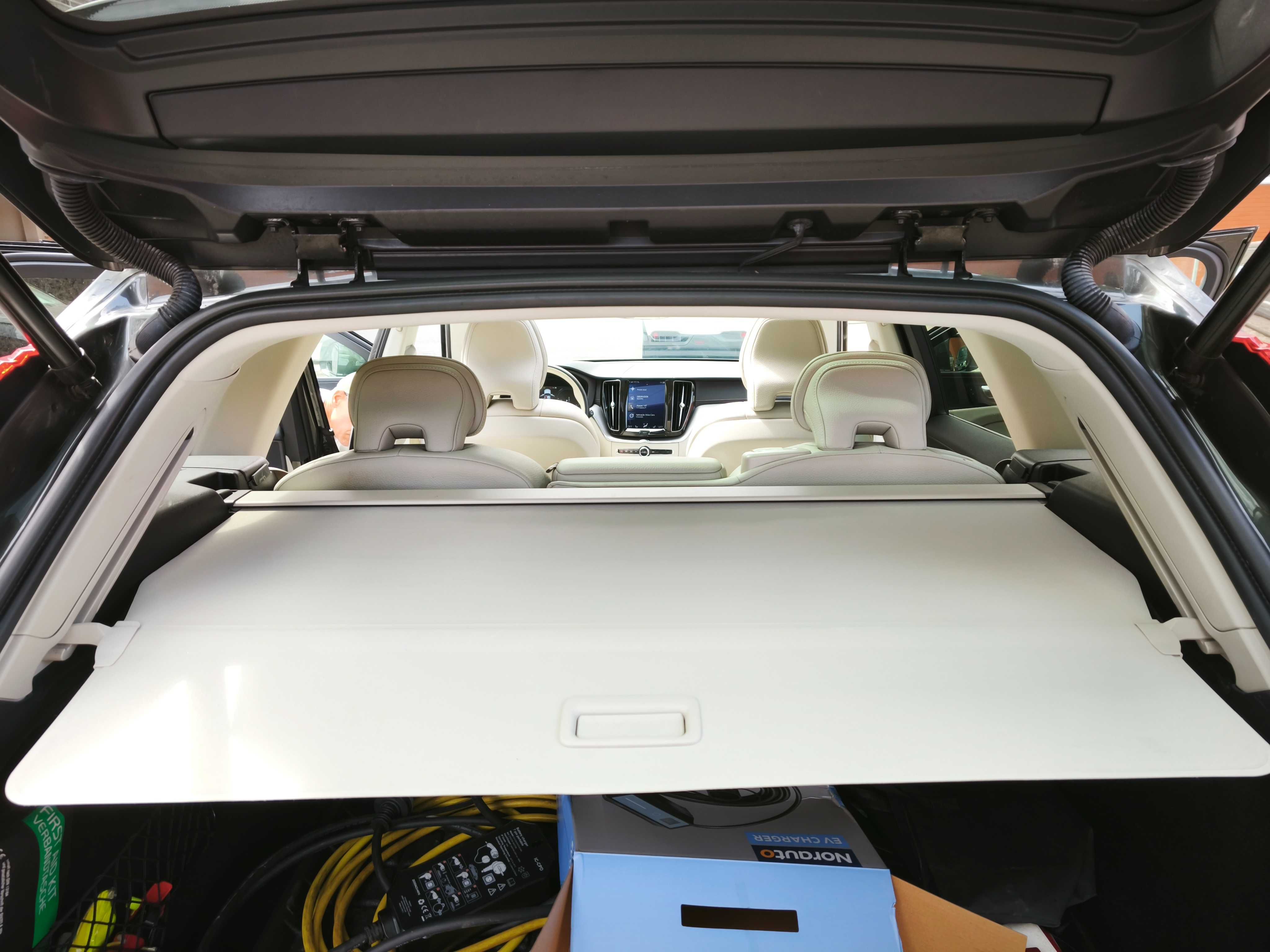 Volvo xc60 T8 FULL EXTRAS