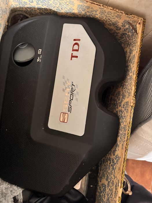 Tampa do motor seat ibiza 6l Cupra