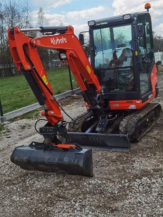 Usługi koparką,minikoparką kubota 2.7T przewóz materiałów sypkich 6t