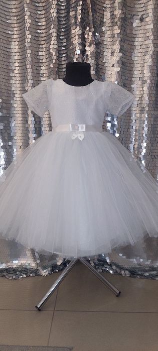 Дитячі святкові новорічні ошатні випускні сукні  ялинка, зима, сніжинк